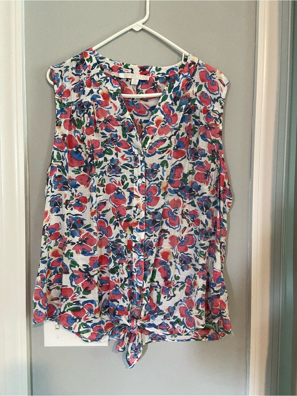 Tie-Front Floral Sleeveless Camisole - Pink Blue Green